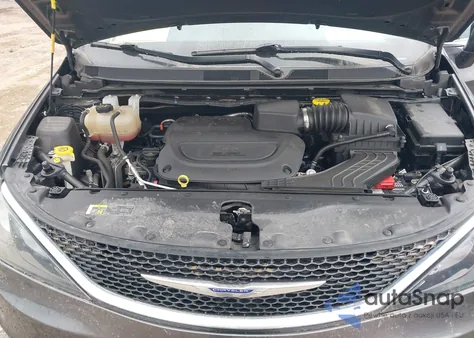 2020 Chrysler Voyager Lxi z USA, uszkodzony, nr VIN 2C4RC1DG9LR265439